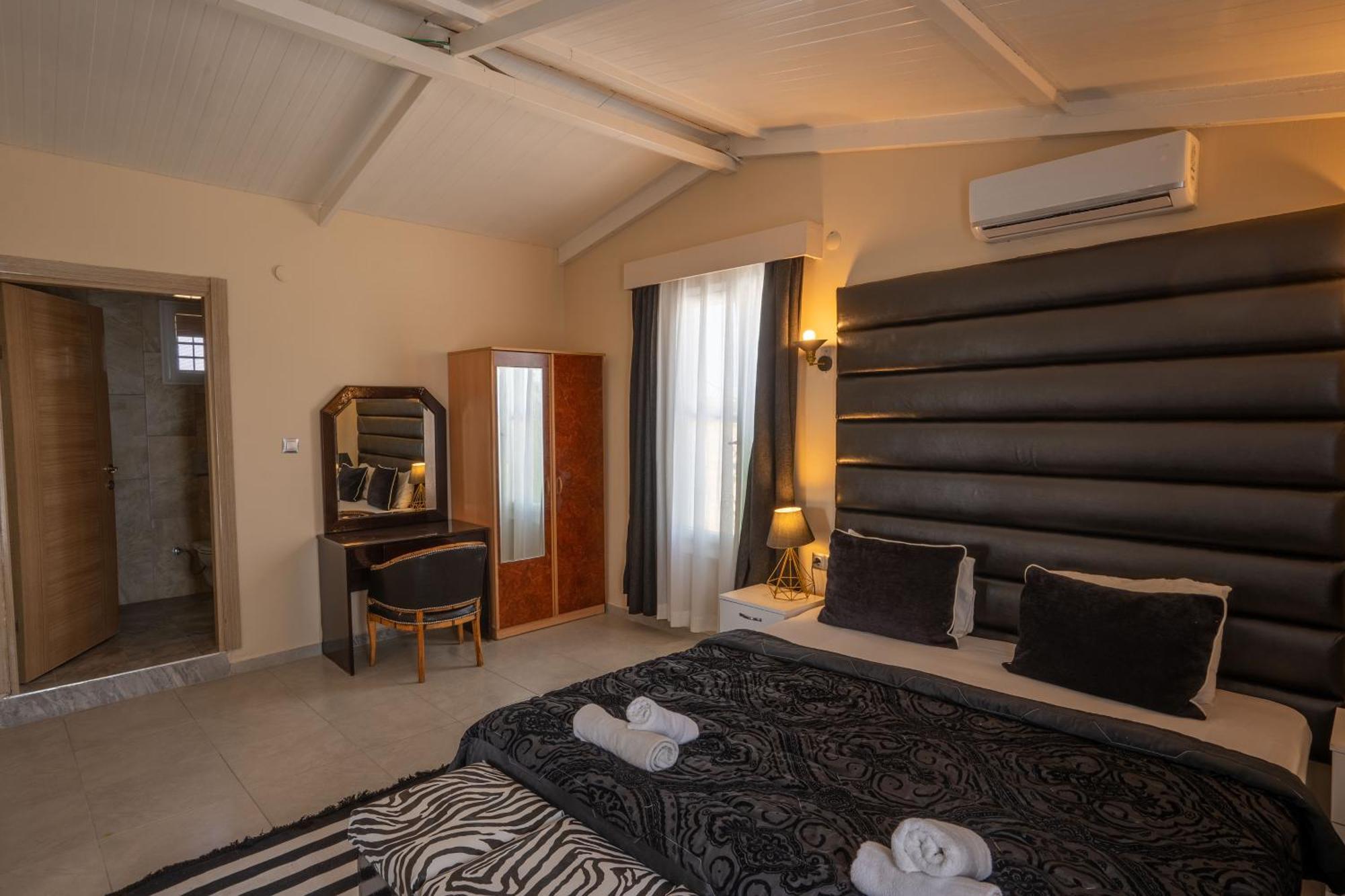 Simlarda Country Club Ayvalik Villa Exterior foto